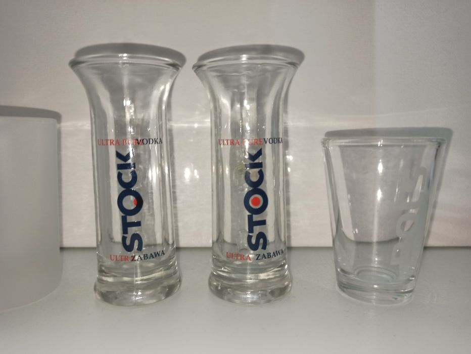 Zestaw dużych kieliszków Stock bols żubrówka Jagermeister