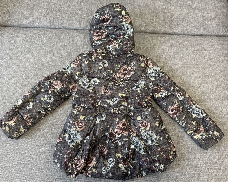 Зимова курточка пуховик на дівчинку Benetton 130 см зріст