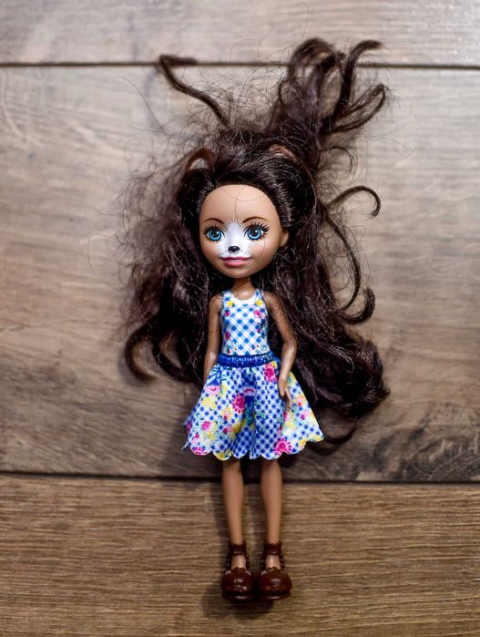 Enchantimals Niedźwiadkowy piknik Lalka FCC64