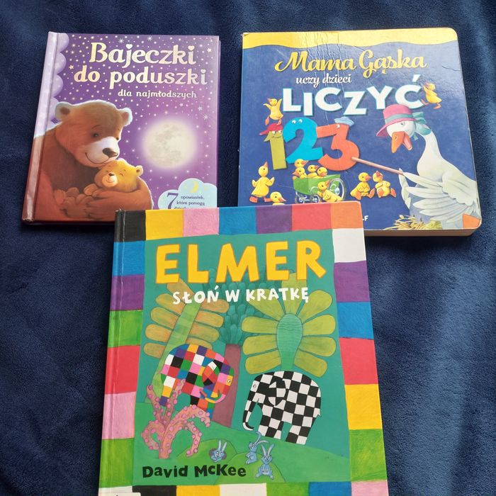 Trzy książki  dla dzieci