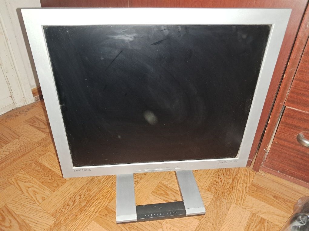 Монітор Samsung 19"