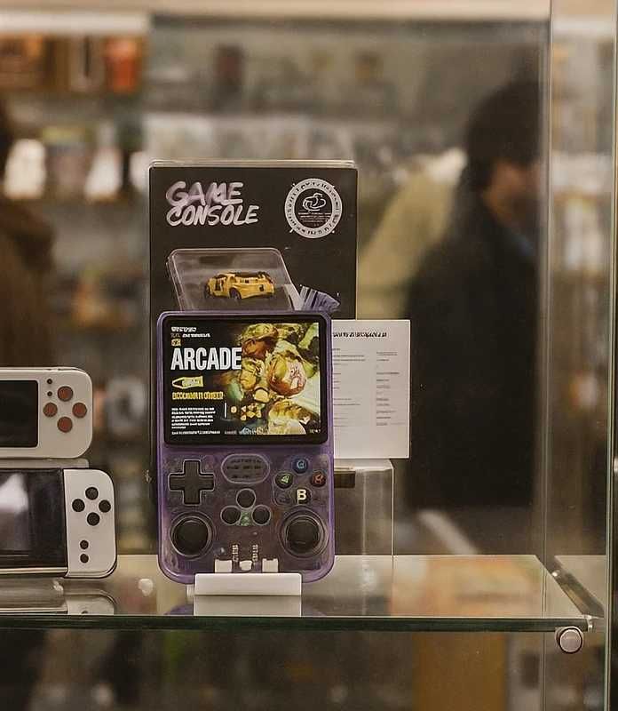 Consola Portátil Retrô R36 - Roxo - Nova!!