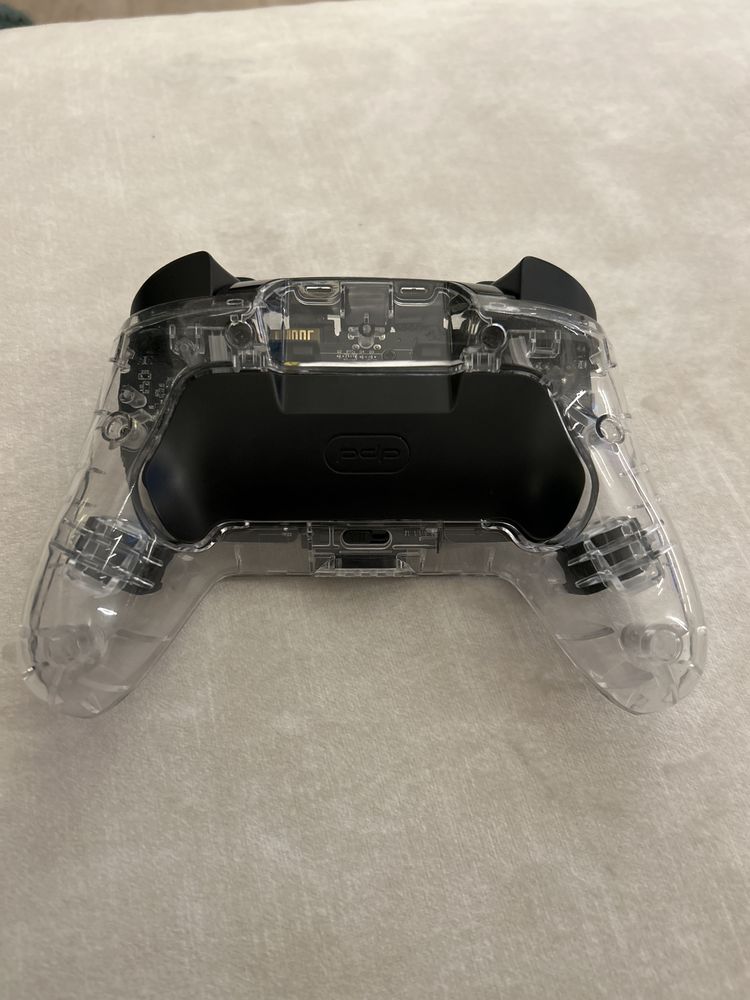 Pro controller Afterglow do nintendo switch.