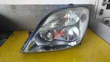 Renault Scenic  89002988 lampa przednia
