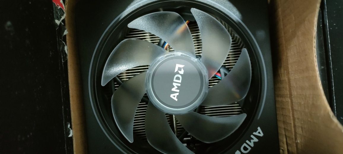 Processador AMD Ryzen 7 3700X