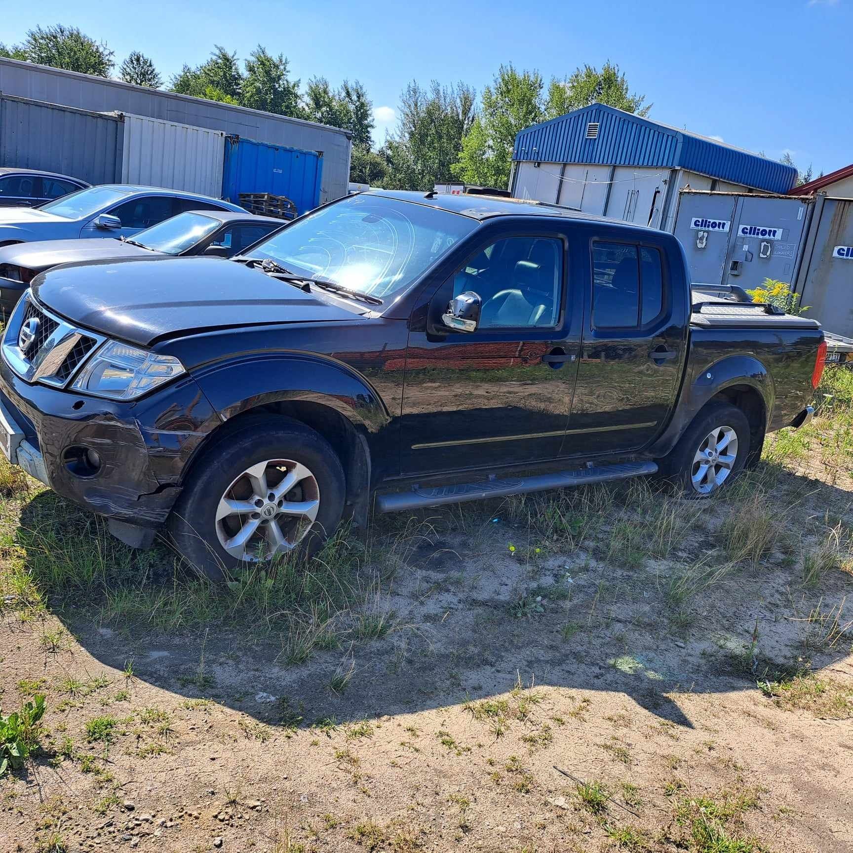 NISSAN NAVARA III D40 Części silnik skrzynia automat maska zderzak