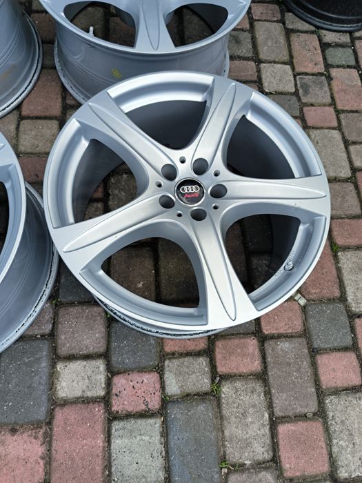 Felgi aluminiowe 20 Audi Q5 Q7 Q8 RS4 RS5 RS6 E-Tron - 5x112