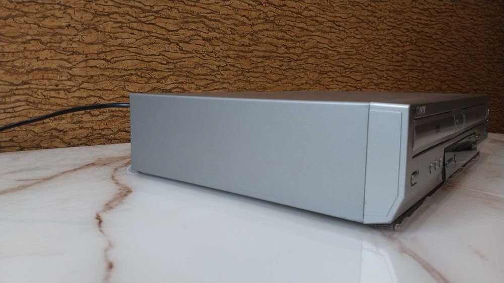 Sony Slv D910E Video DVD COMBO