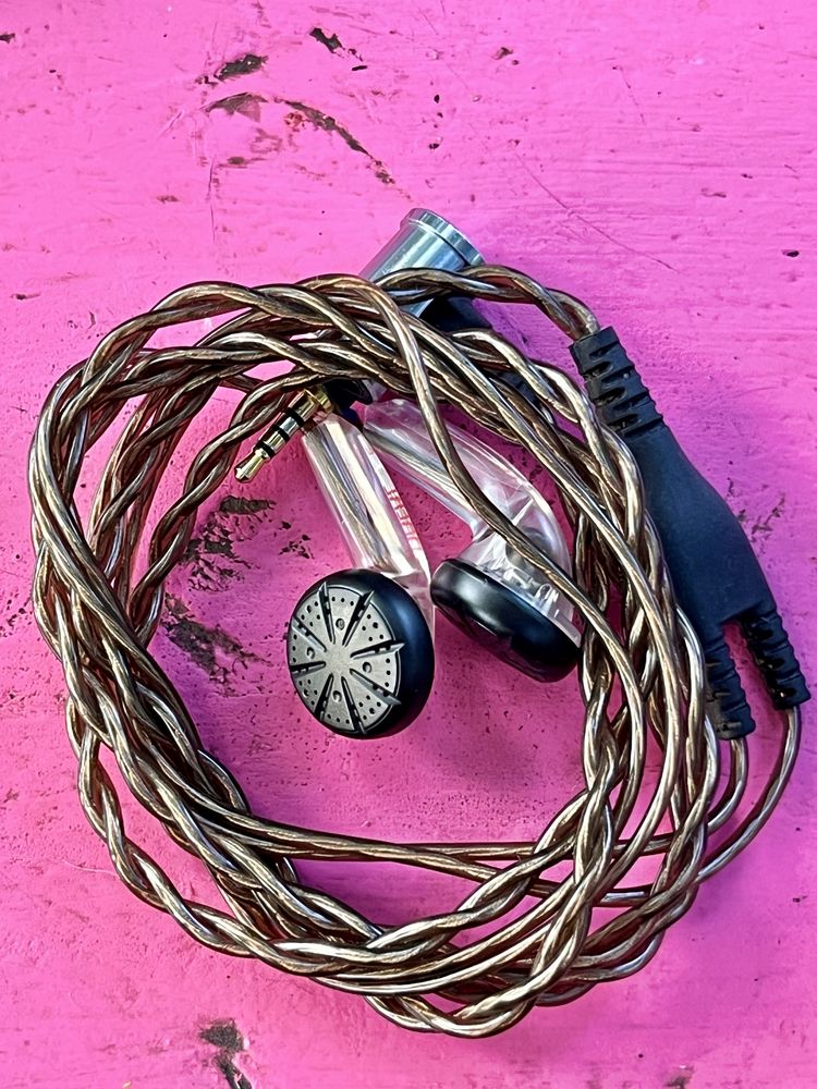 Sluchawki, pchełki, earbuds, FAAEAL Monk Chi-Fi