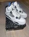 Air Jordan 4 Military Black