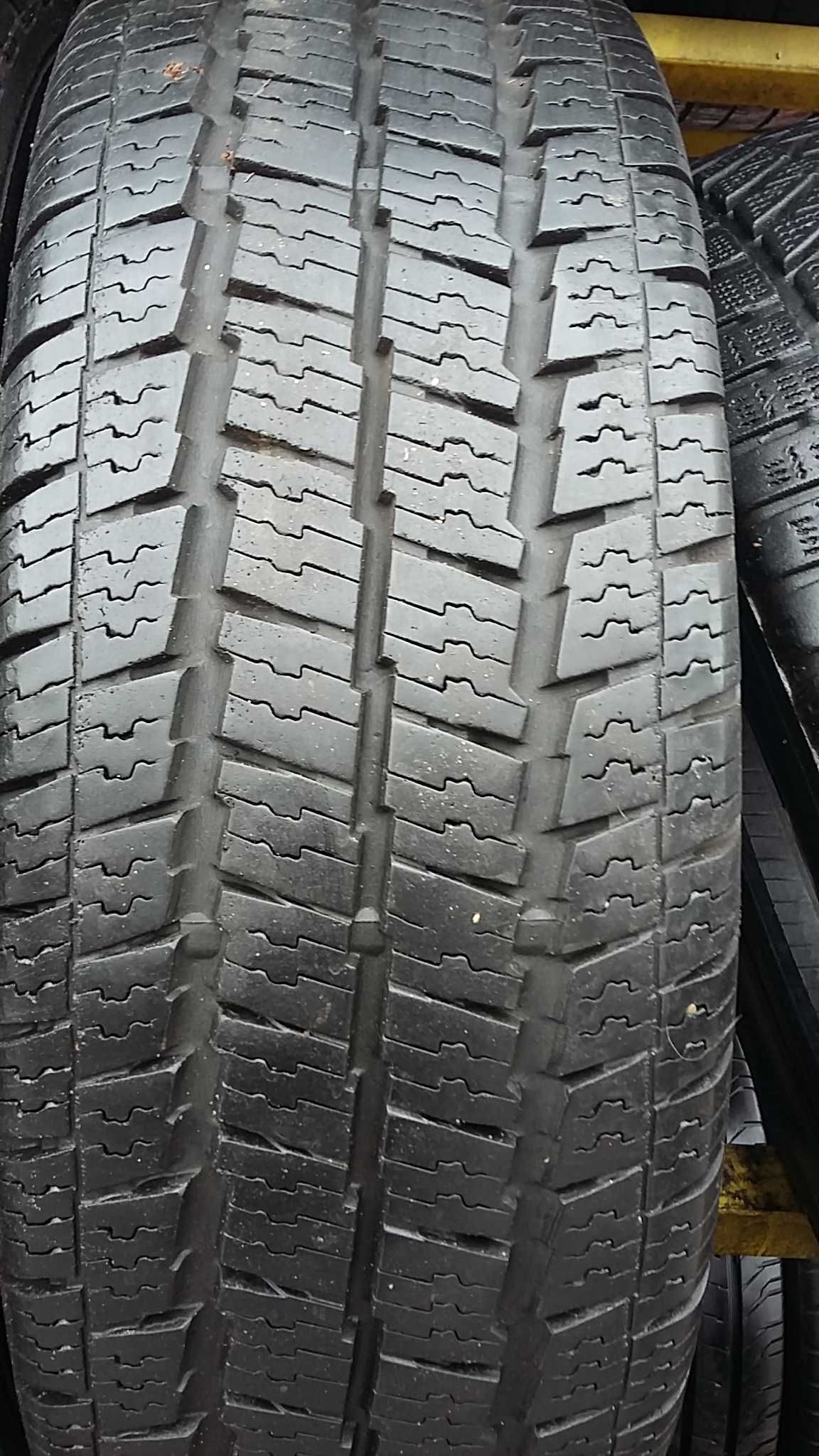 Całoroczne opony 205/70R15C Matador opona do busa stan bdb