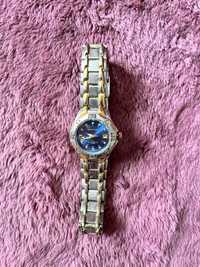Piękny damski zegarek Pierre Cardin z datownikiem.