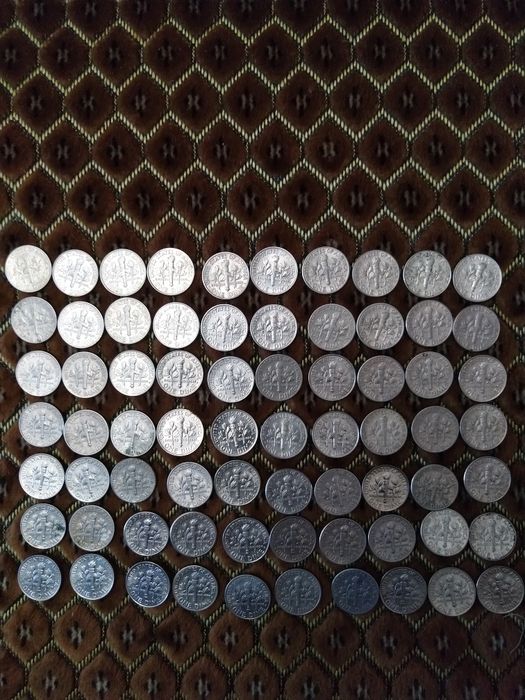 Коллекция монет One dime.За весь лот 1580 грн.Из 70 монет.