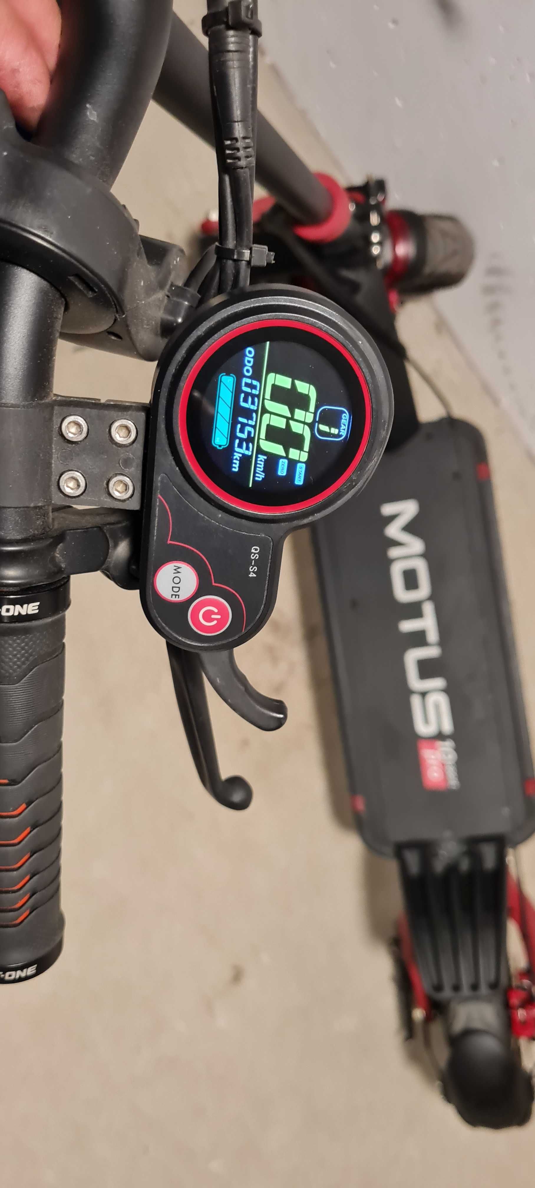 Hulajnoga motus pro 10 sport