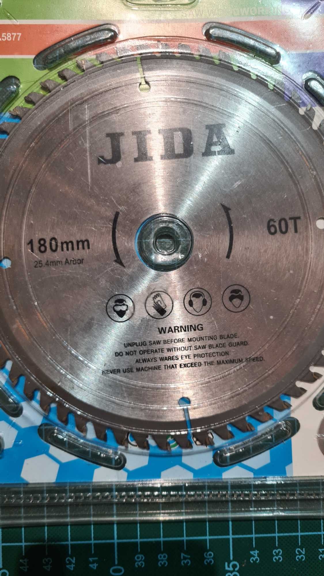 Disco de Corte para Madeira 180-25.4 mm 60 dentes - acabamento fino