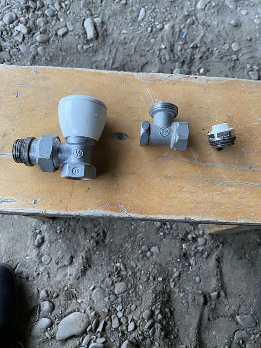 Кран на батареі  Джакоміні