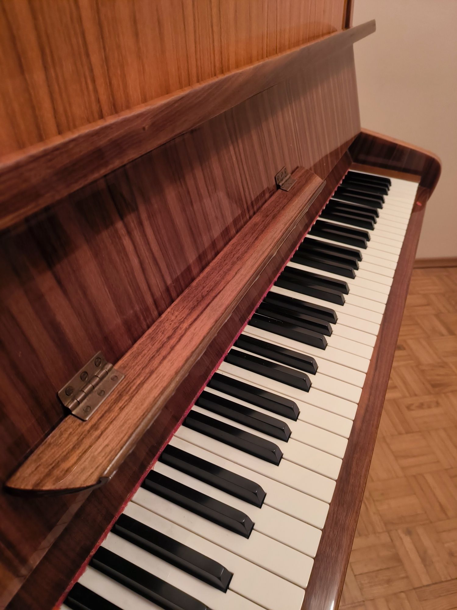 Pianino Calisia M-105 Łódź