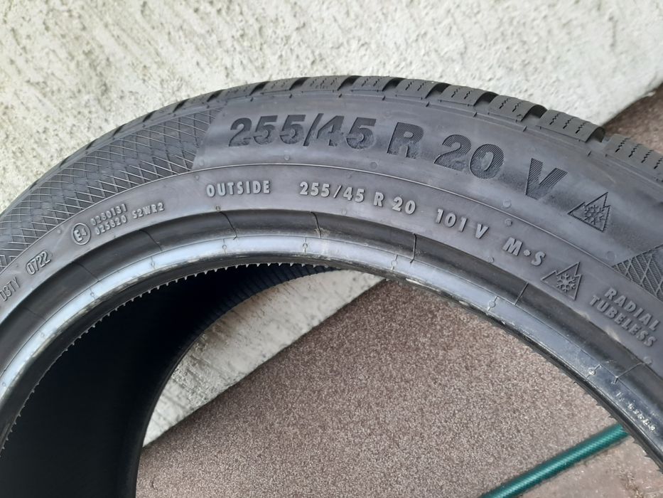 2x Opony 255/45R20 Continental WinterContact TS850P / 2022r/ Jak Nowe