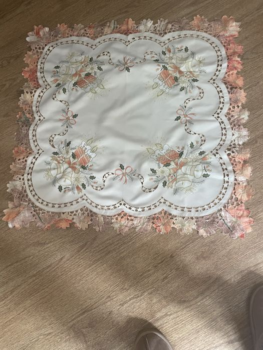 Serweta kremowa azurowy wzor 80x80 cm