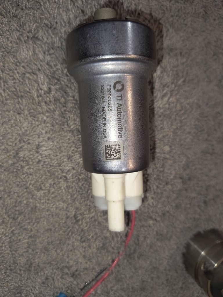 Топливный насоc TI Automotive F90000285, F90000265, Walbro