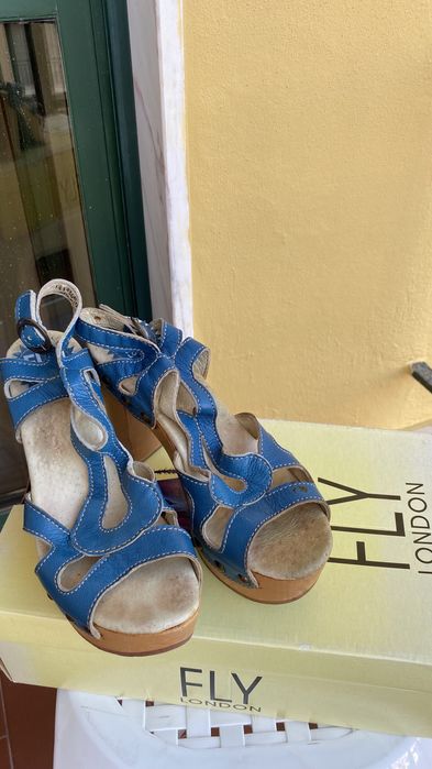 Sandalia Fly London