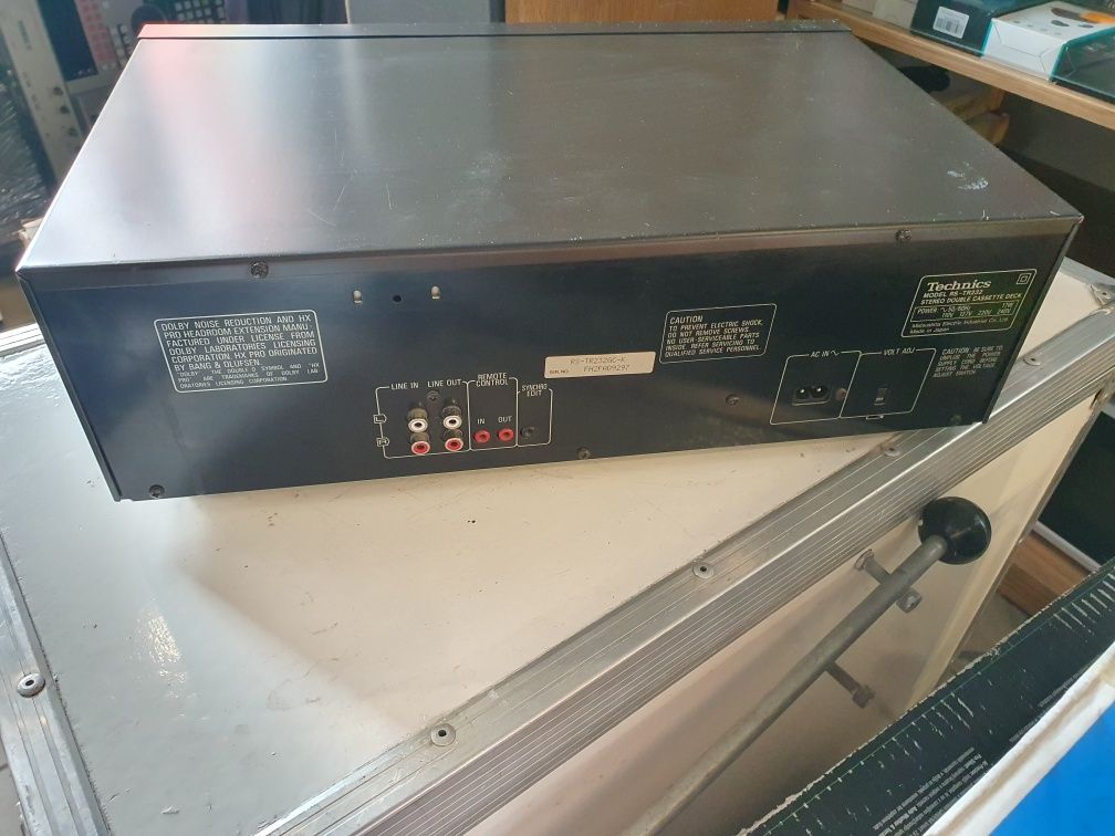Magnetofon Technics RS-TR232