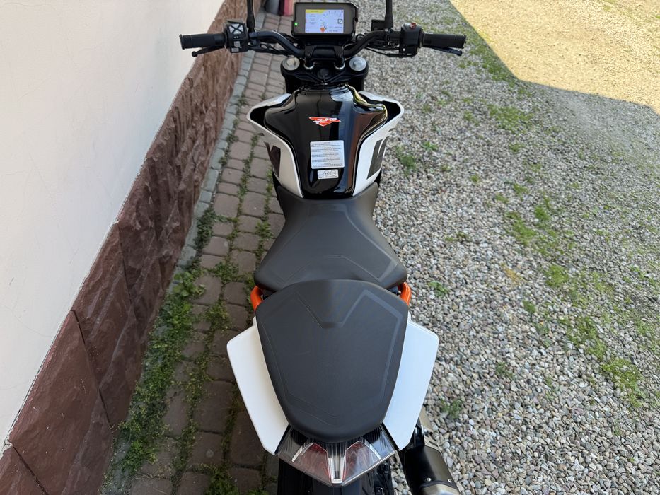 KTM DUKE 125 ABS 10/2020r kat b/A1