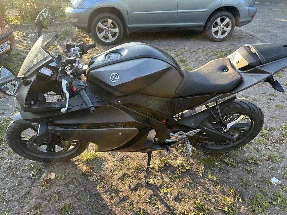 Yamaha yzf r125 rok 2008