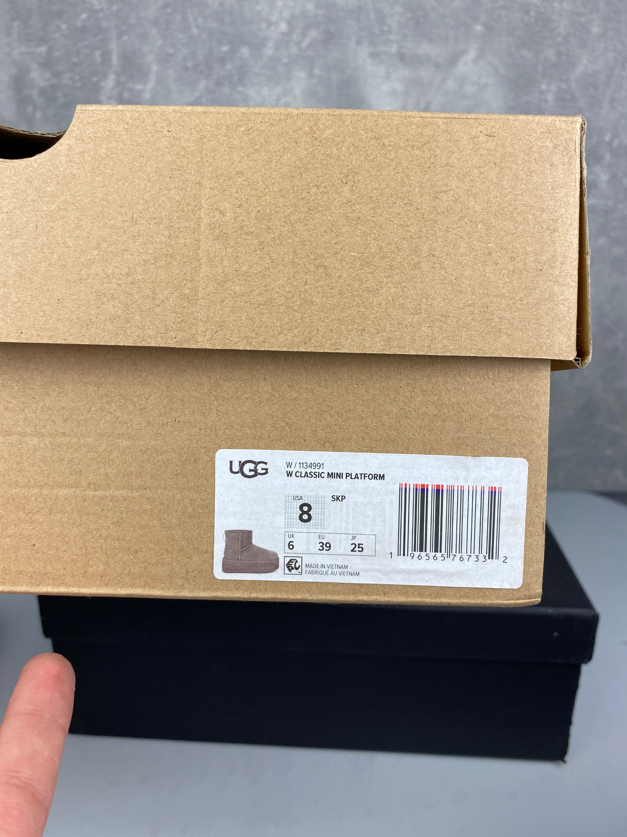 Bardzo dobre / buty śniegowce / UGG / Classic Mini Platform / r. 39