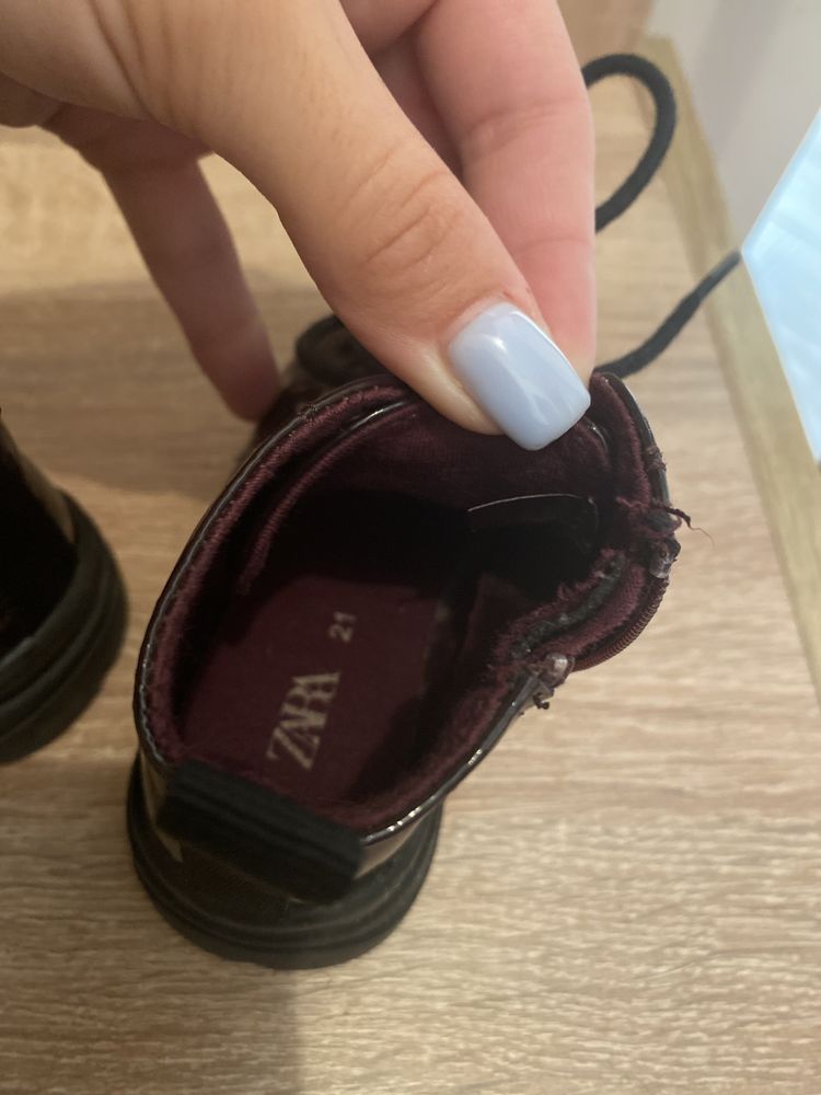 Взуття Zara