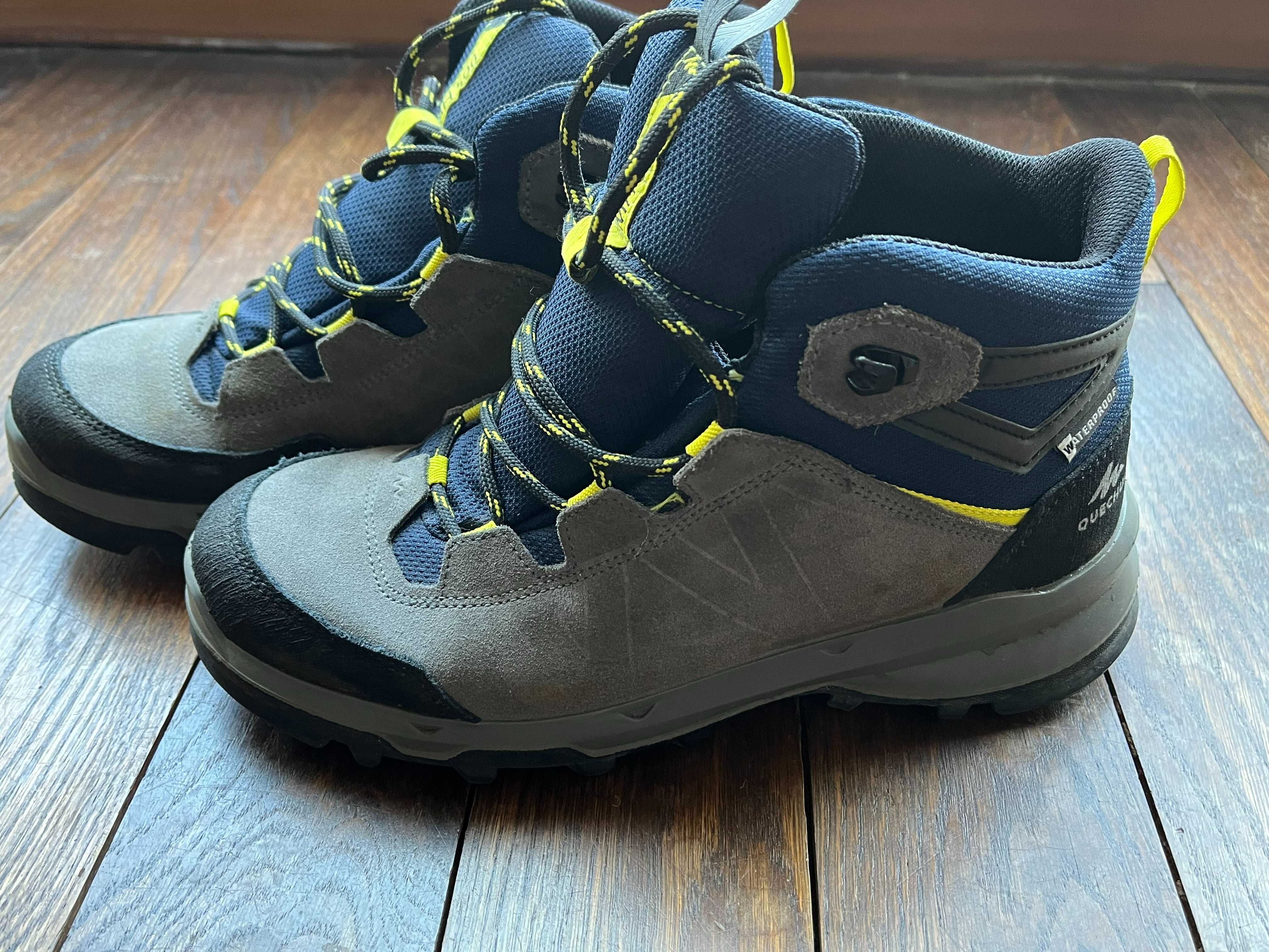 Buty Outdoor Chłopięcie Quechua Waterproof - wysokie, nr 39