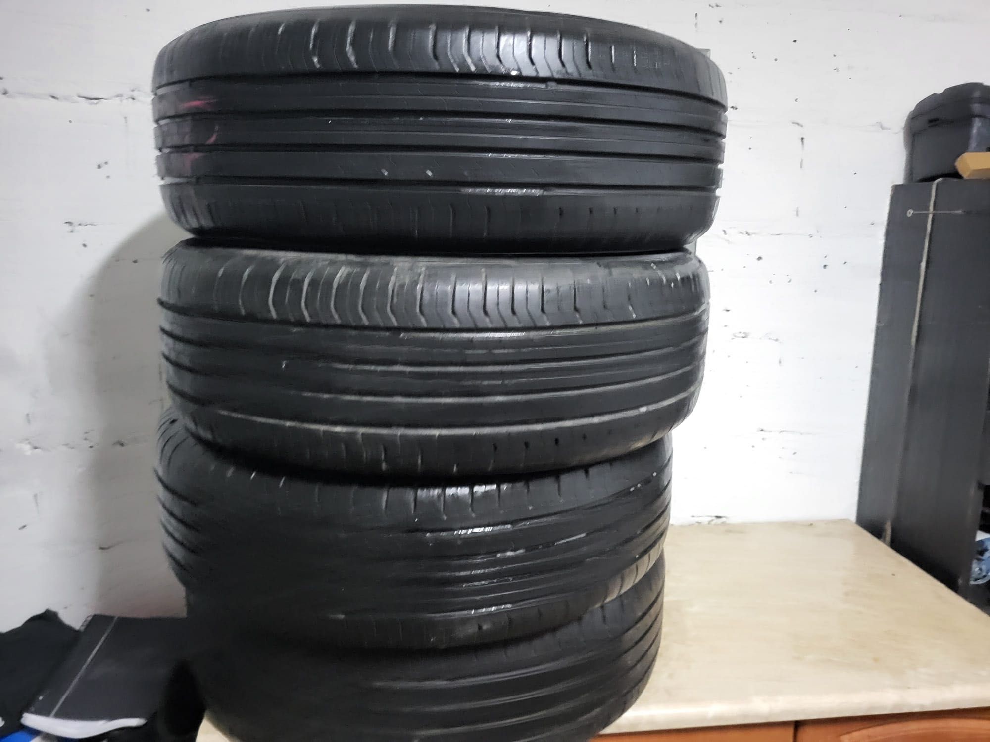 Opony letnie 215/60 R-17