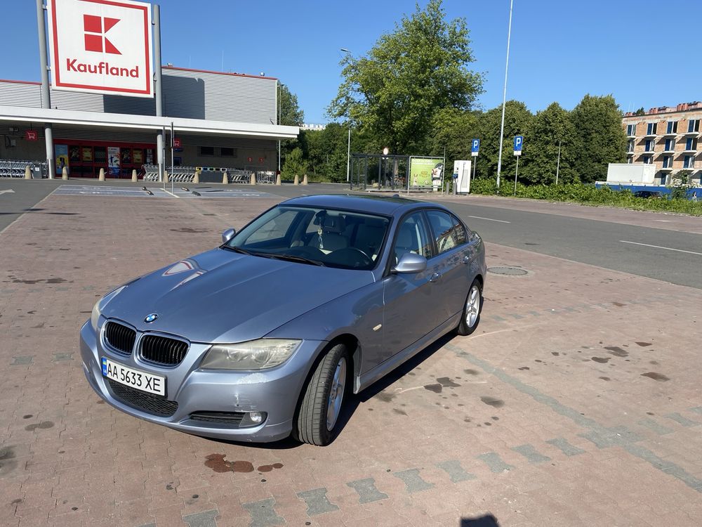 Продам BMW 318D E90
