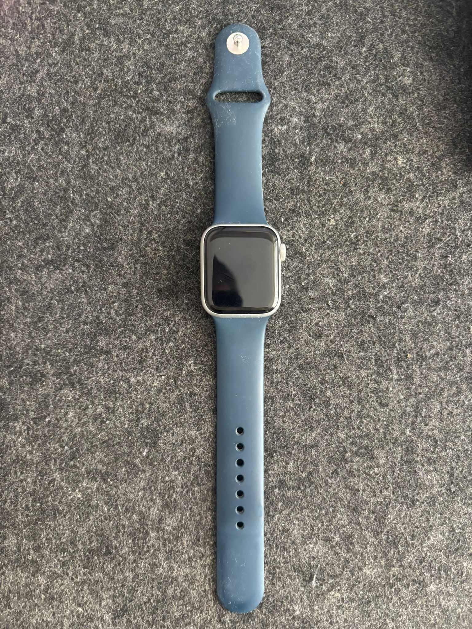Apple Watch SE GPS 40mm - Alumínio Prateado