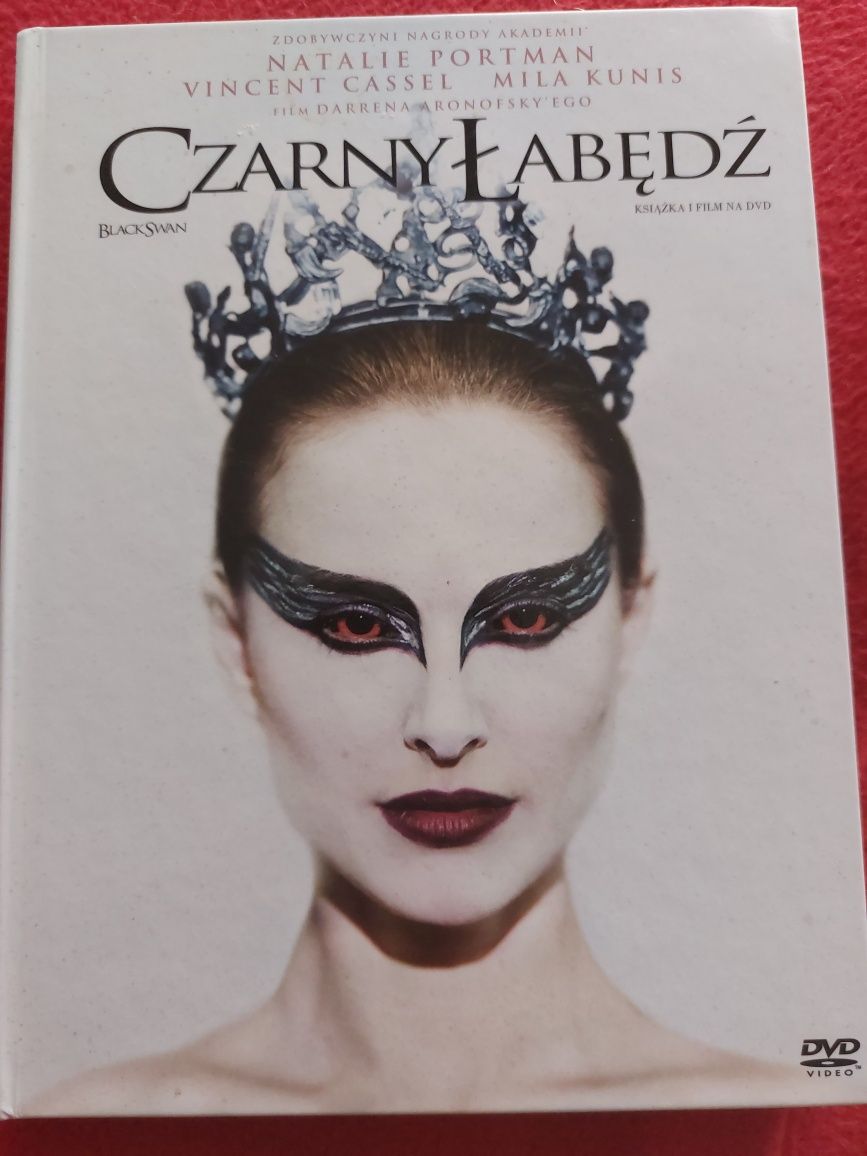 Czarny Łabędź - DVD Booklet