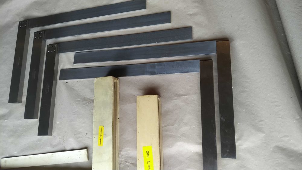 Продам угольник УШ-630 х 400