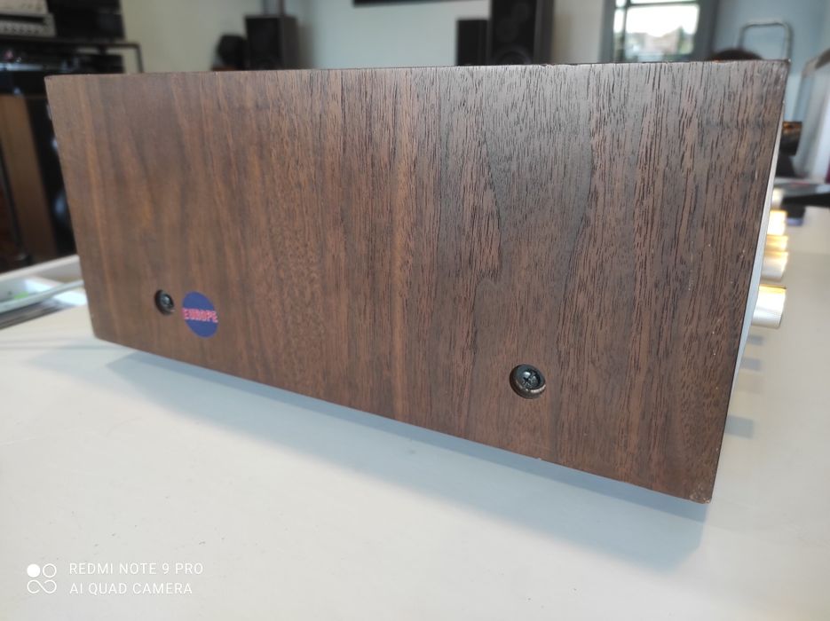 Sansui 2000x. Sprawny w dobrym stanie.