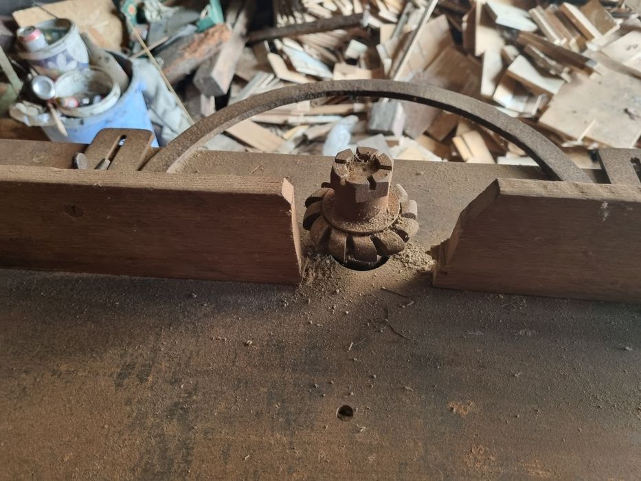 Frezarka do drewna plus frezy