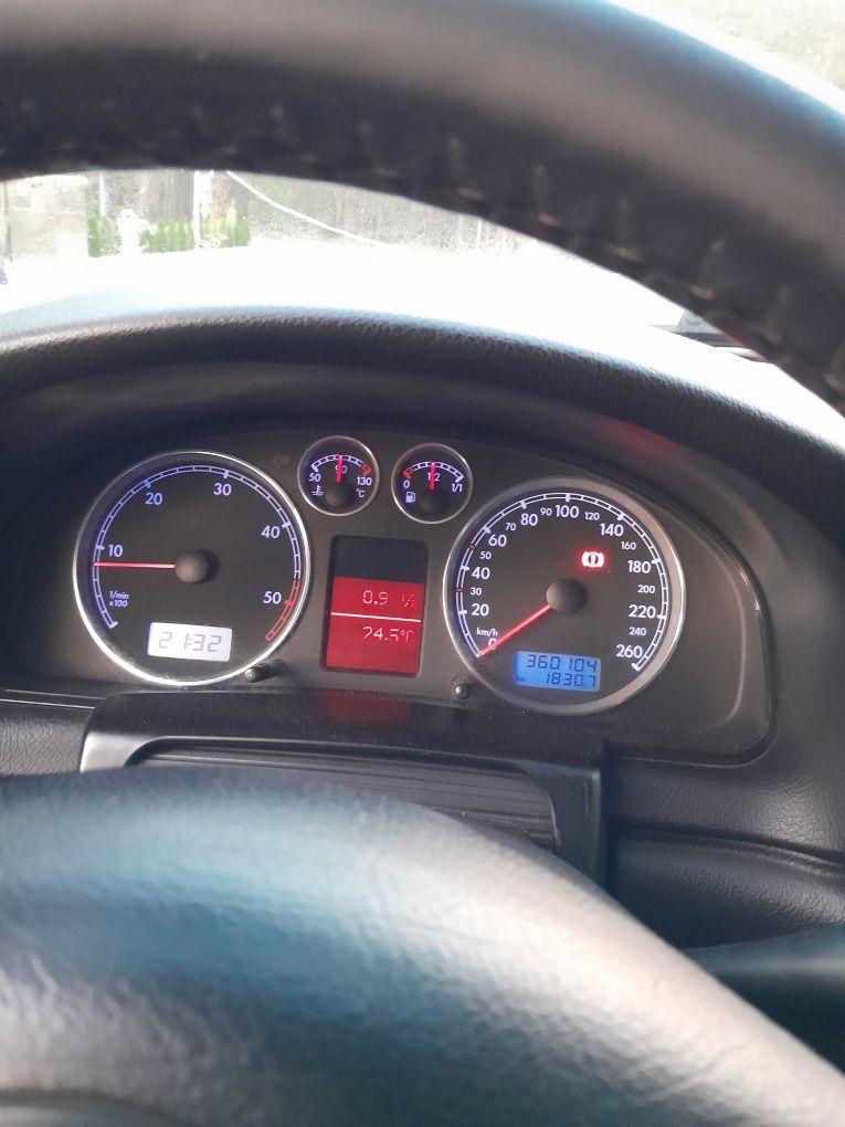 Volkswagen Passat .b5+
