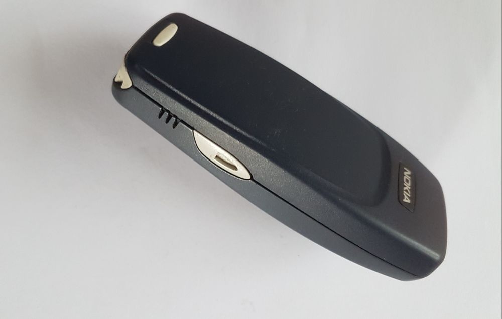 Нокія 3310.                  .