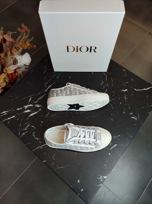 Кросівки Walk'n' Sneaker Oblique Embroidered Cotton Stone Gray