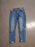 Reserved jeansy z dziurami r 38
