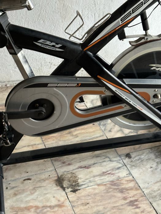 Bicicleta eltica pouco uso