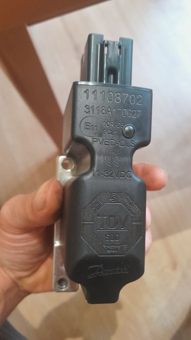 Elektrozawór Danfoss PVED-CLS  nawigacja Case New Holland