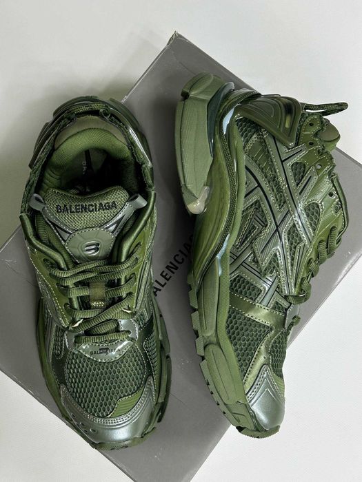 BALENCIAGA Runner кроссовки зеленые кеди кросівки зелені 43 41 42 40