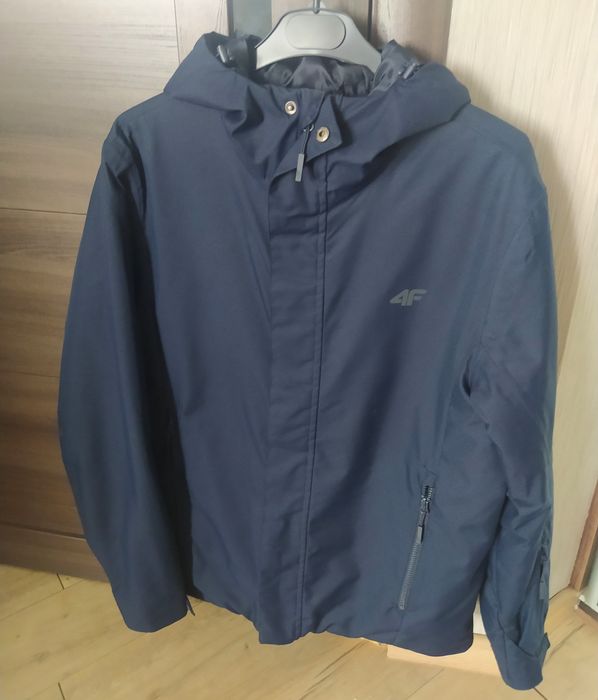 Куртка чоловіча  бренд 4F осінньо- зимова