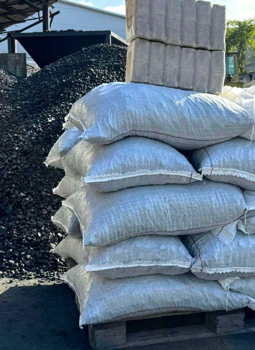 Вугілля брикети пелети для опалення — висока якість