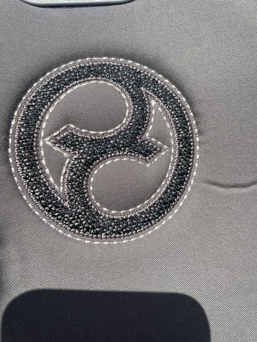 Продам автокрісло Cybex Solution Z I-Fix Plus Soho Grey 15-36Kg