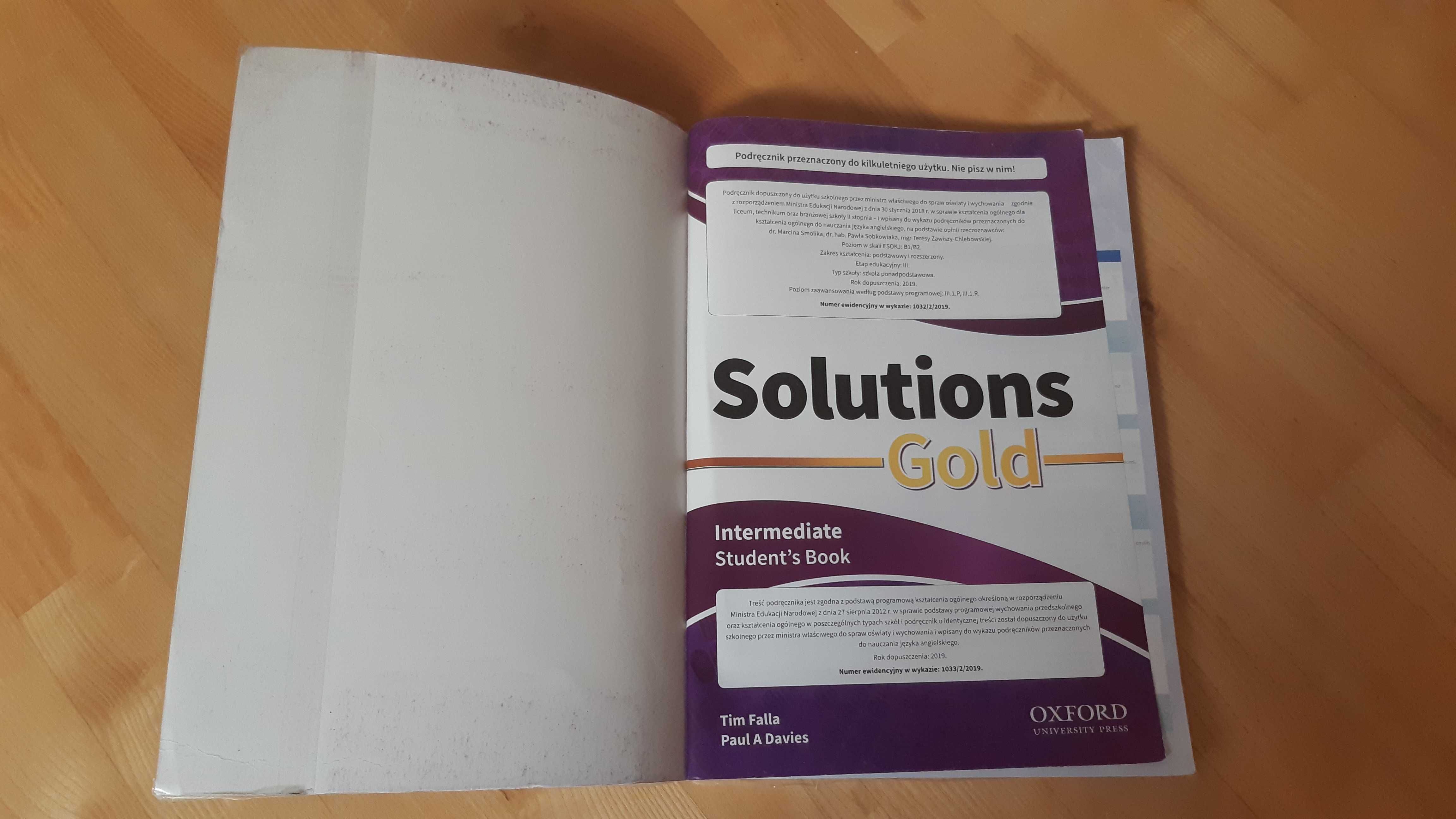 Solutions Gold - intermediate - student's Book