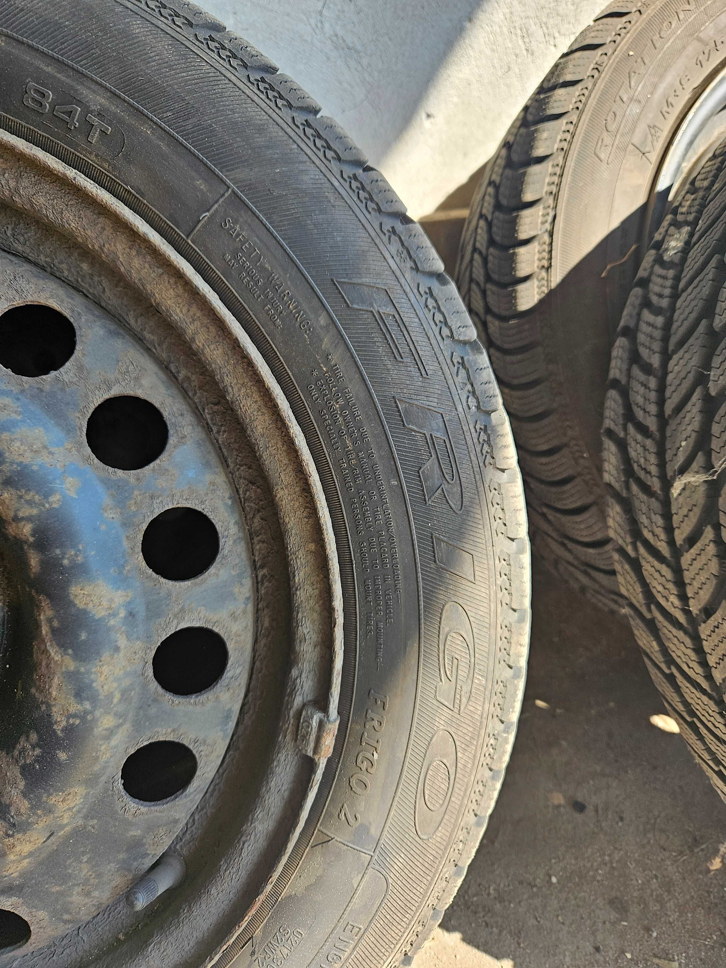 Koła zimowe Dębica Frigo 175/65R15 4szt + 1szt opona Kormoran
